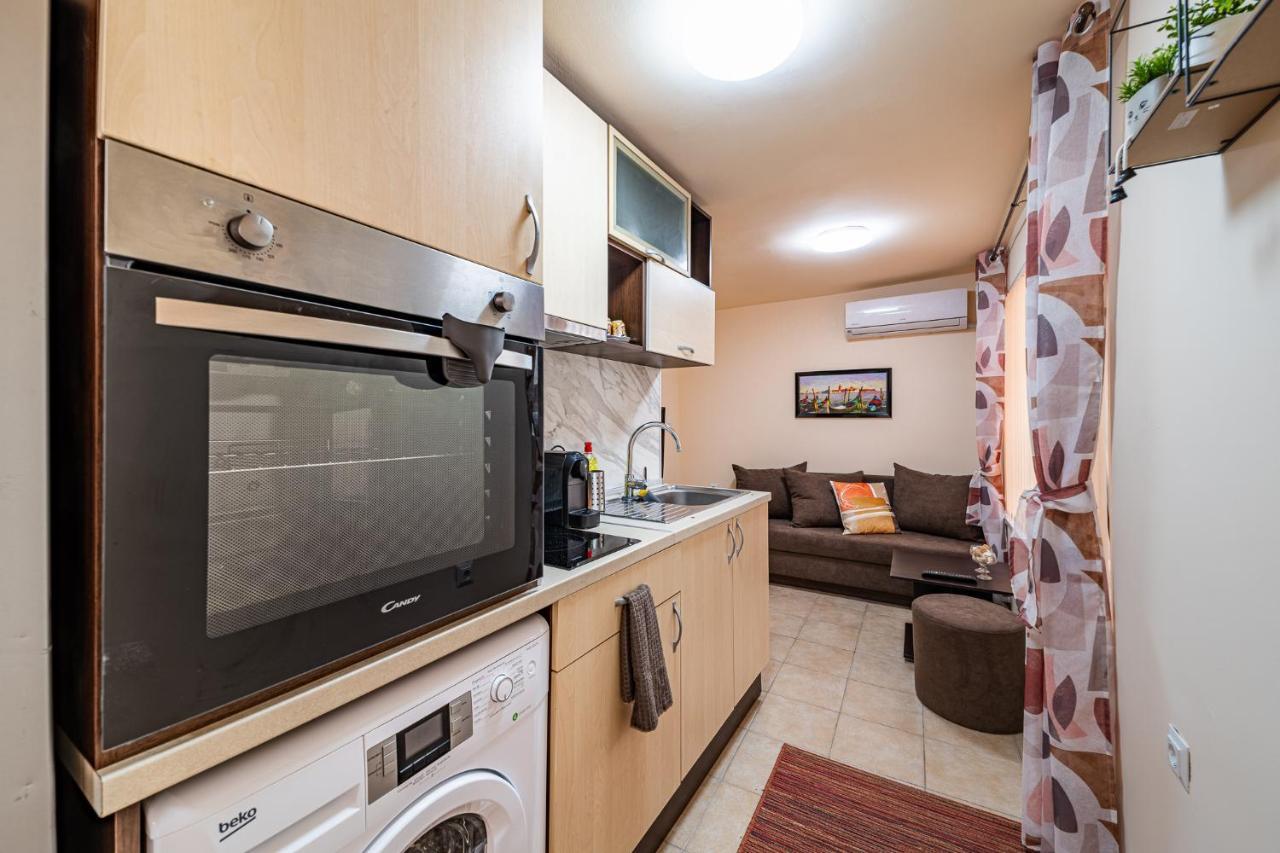Abstract Apartment Варна Екстериор снимка